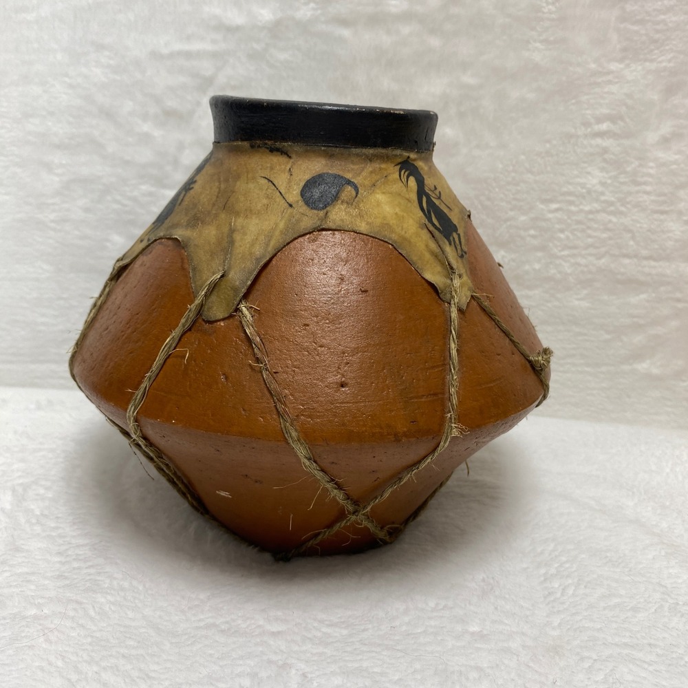VTG‎ Native Indian Inspired Handcrafted Pot Vessel Vase Rawhide Cultural Symbols